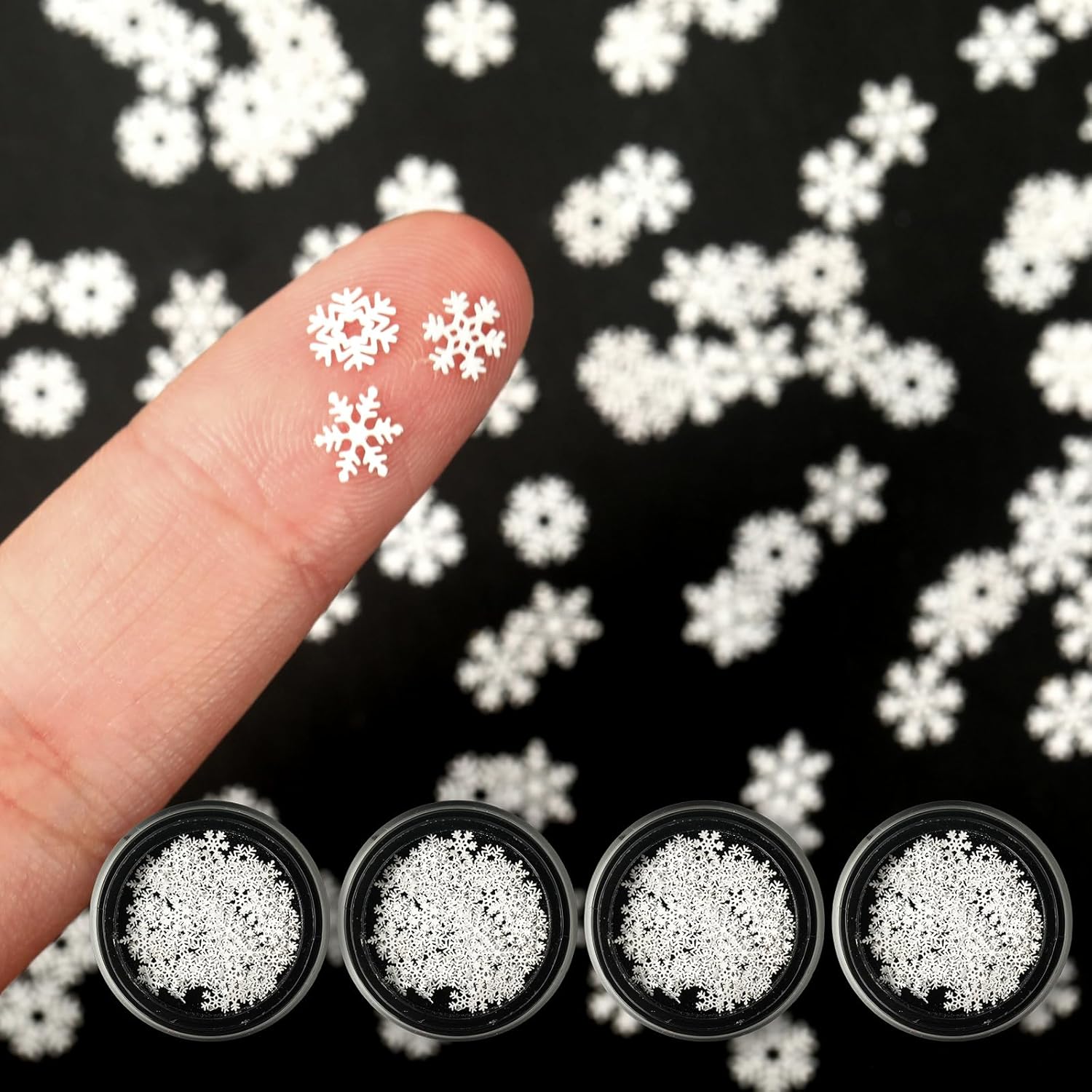 400 Pcs Mini Metal Snowflake Craft Decor