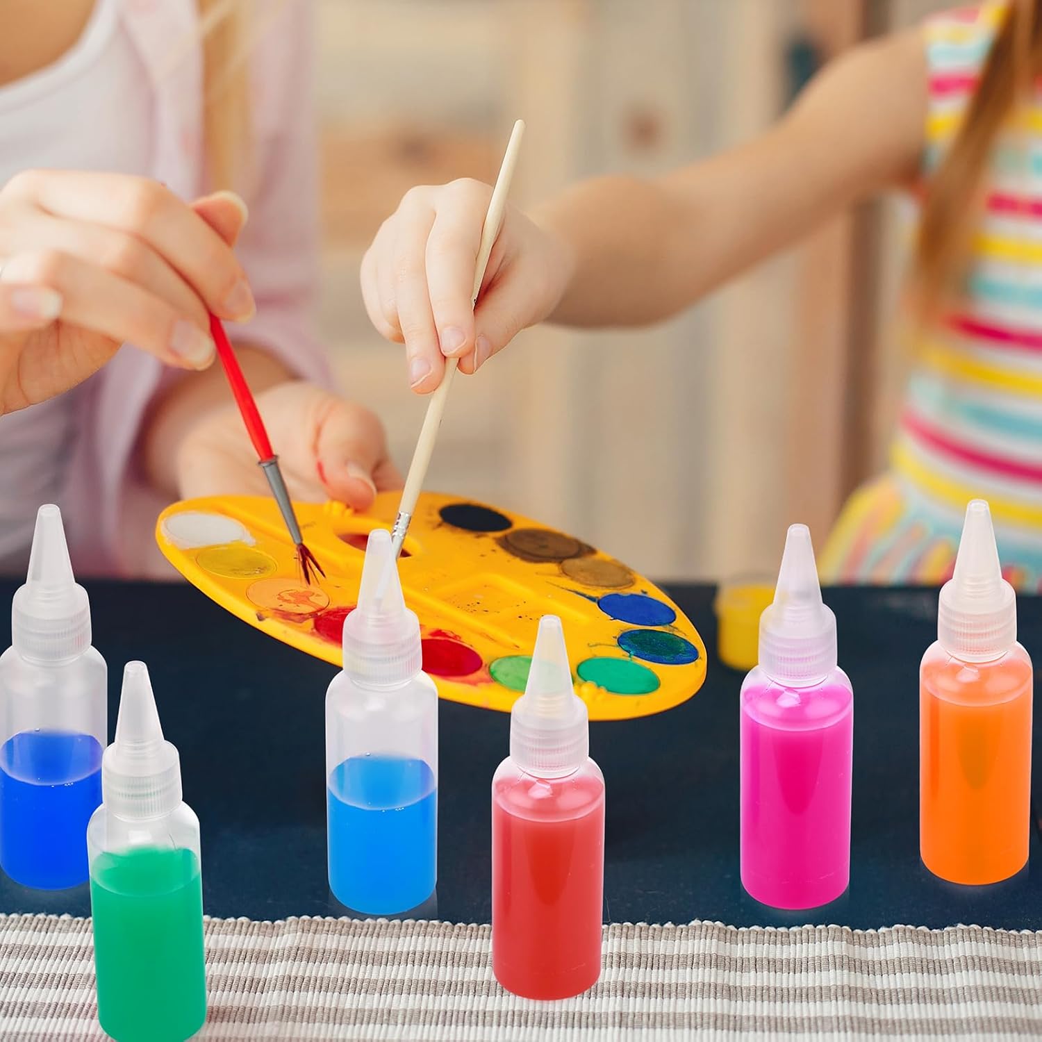 100 Pcs 17 Oz Plastic Squeeze Bottles for Paint Crafts Empty Sand Art Supplies with Leak-proof Top Caps