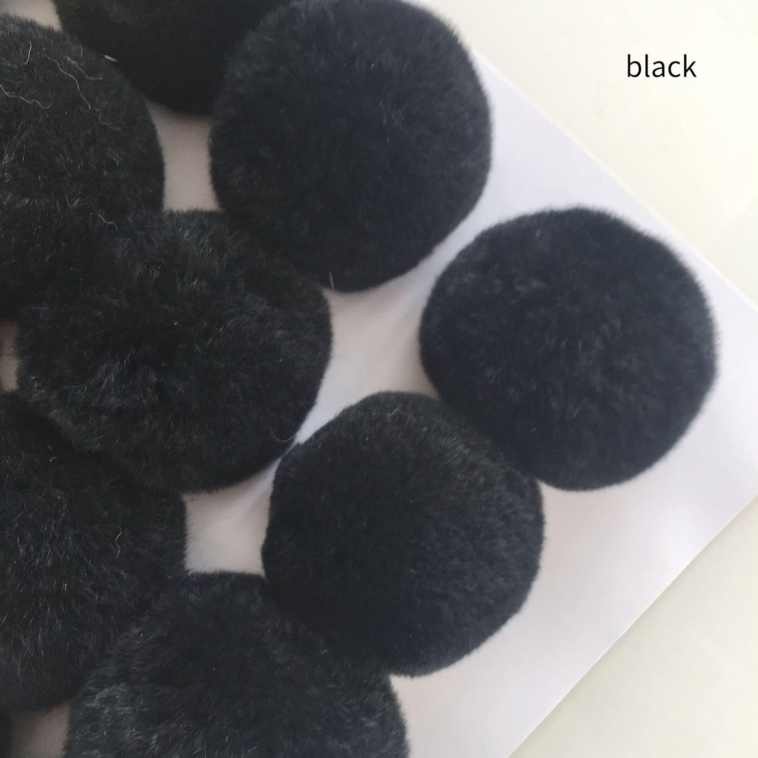 8cm Real Fur Pompons 16pcs Light Grey