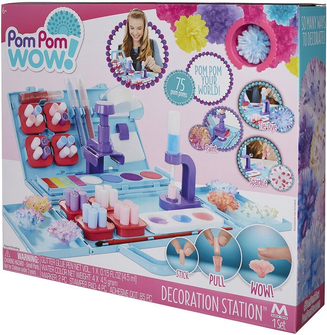 Pom Pom Wow Decoration Station