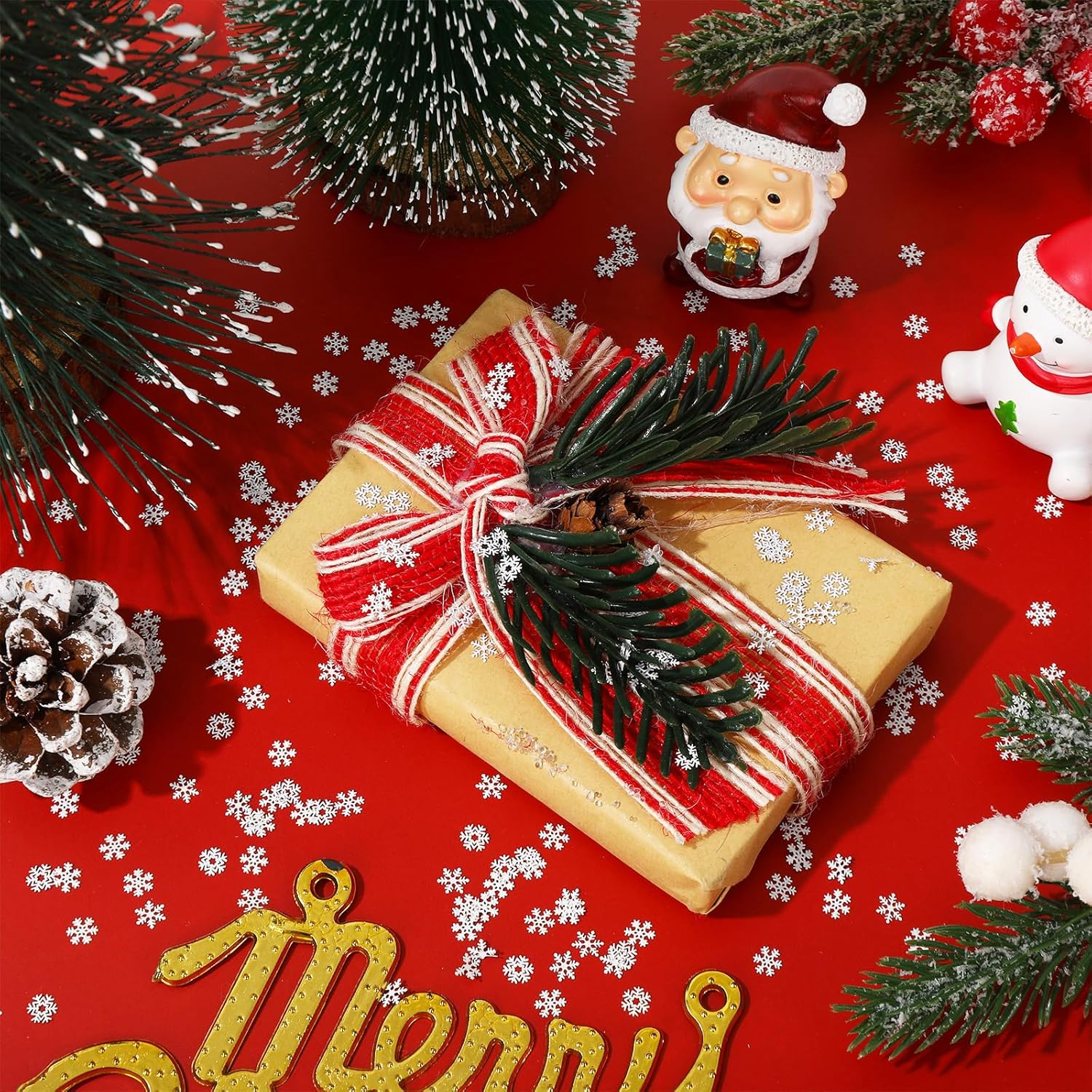 400 Pcs Mini Metal Snowflake Craft Decor