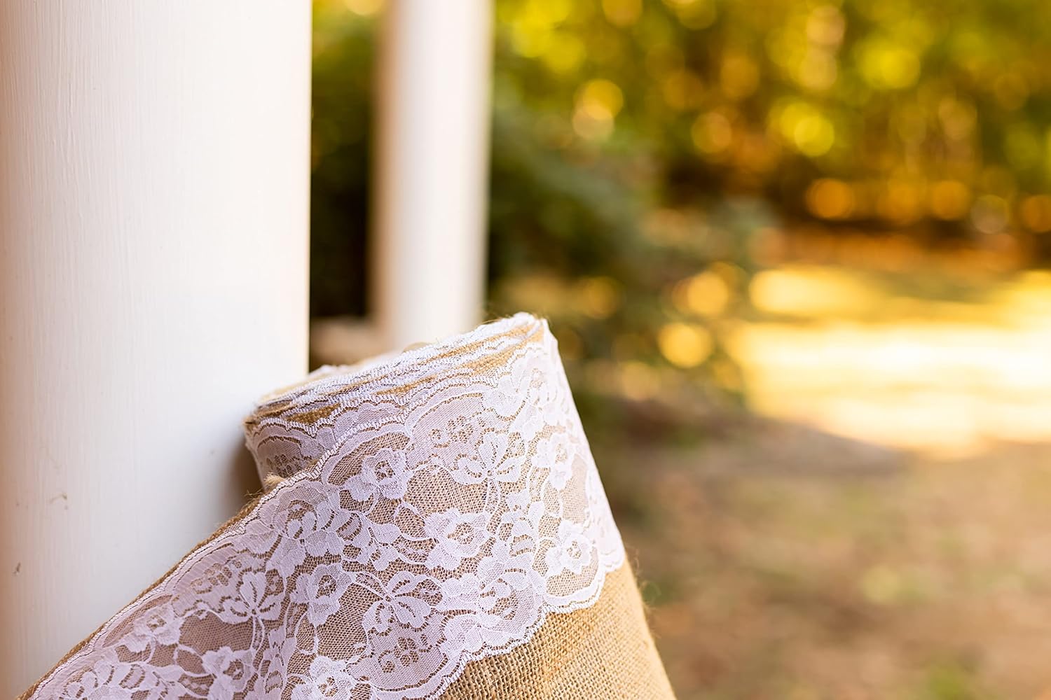 AAYU Premium Rustic Burlap Wedding Aisle Runner 5 Inch Ivory Trim 40x50 Ft Jute Table Roll